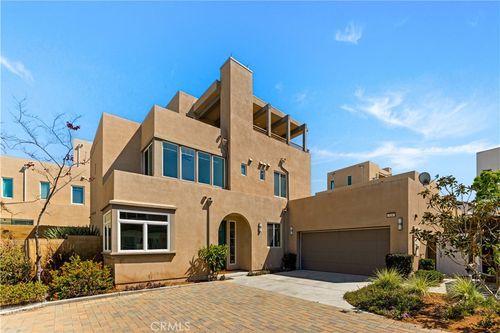 114 Cultivate, Irvine, CA, 92618-1057 | Card Image