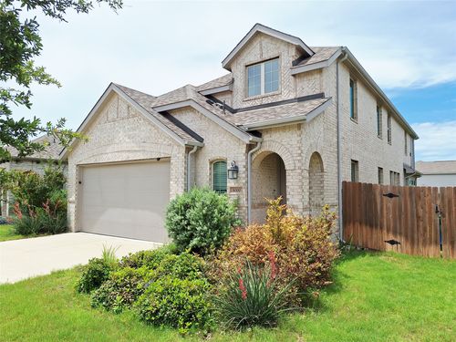 8000 Prairie Rye Dr, Lago Vista, TX, 78645-2077 | Card Image