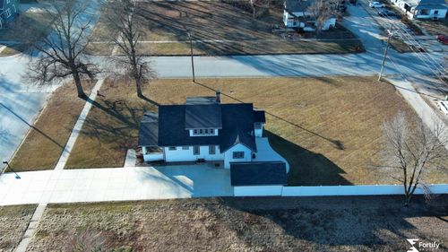 1212 H St, Geneva, NE, 68361-2121 | Card Image