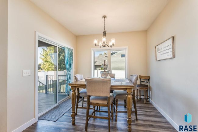 804 Johnson Creek Ct, House other with 3 bedrooms, 2 bathrooms and null parking in Harrisburg SD | Image 16