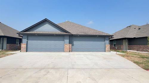 11501 University Drive, Oklahoma City, OK, 73114 | Card Image
