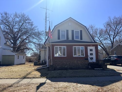 503 E Main St, Morrison, IL, 61270-3053 | Card Image