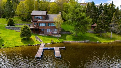 1411 Diamond Pond Rd, Stewartstown, NH, 03576-5610 | Card Image