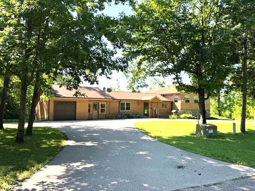 14781 Birchwood Acres Ln, Mountain, WI, 54149-9604 | Card Image