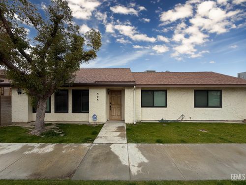 325 S 10th St, Taft, CA, 93268-3346 | Card Image