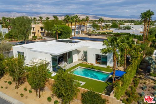 4304 Vantage Ln, Palm Springs, CA, 92262-0500 | Card Image