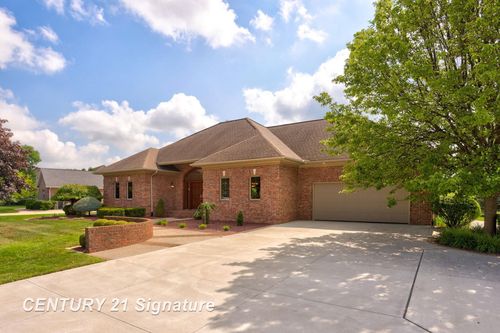 43 Sawmill Creek Trl, Saginaw, MI, 48603-8626 | Card Image