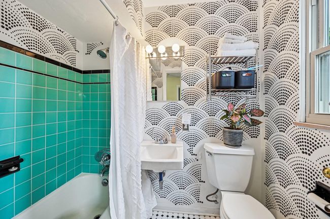 1537 Barrington Rd, House other with 4 bedrooms, 3 bathrooms and null parking in Upper Arlington OH | Image 21