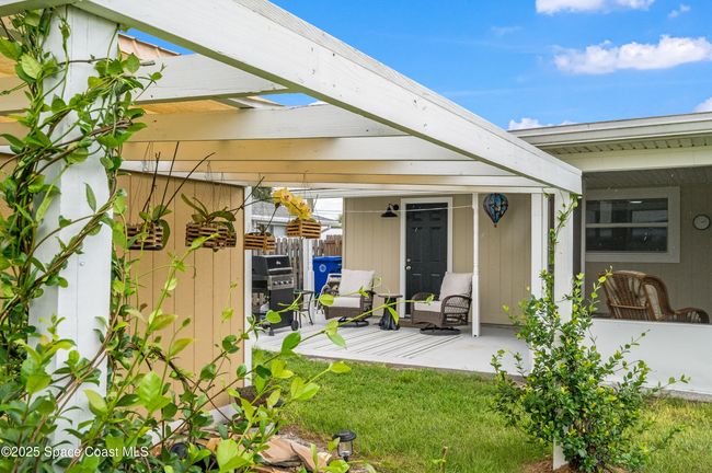 262 Dock Ave, House other with 2 bedrooms, 2 bathrooms and null parking in SEBASTIAN FL | Image 29
