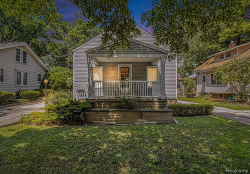 39 Woodward Heights Blvd, Pleasant Ridge, MI, 48069-1248 | Card Image