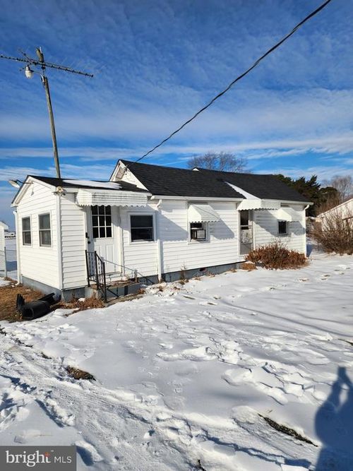 1691 Bay Rd, MILFORD, DE, 19963-6131 | Card Image