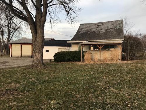 104 E 2nd St, Hebron, OH, 43025-8609 | Card Image