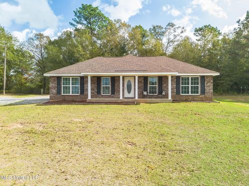 21510 Yankee Town Rd, Saucier, MS, 39574-8240 | Card Image