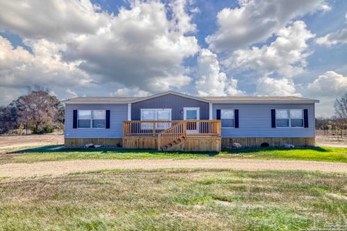130 River Valley Rd, Rio Frio, TX, 78879 | Card Image