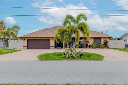1432 Se 3rd St, Cape Coral, FL, 33990-5711 | Card Image