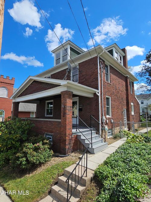 512 Pine St, Hollidaysburg, PA, 16648-1510 | Card Image