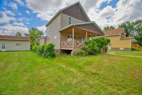 2018 4th Ave W, Hibbing, MN, 55746-1555 | Card Image