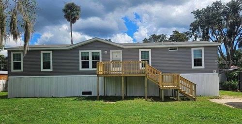 55744 Holiday Cir, Astor, FL, 32102-2823 | Card Image