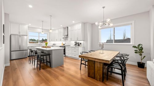 4014 Southwalk Dr, Courtenay, BC, V9N0B4 | Card Image