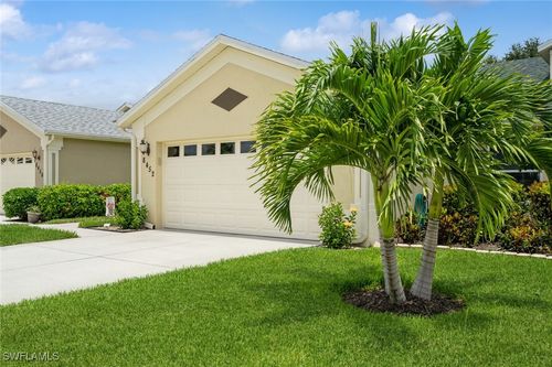 b262-8452 Ibis Cove Cir, NAPLES, FL, 34119-7743 | Card Image
