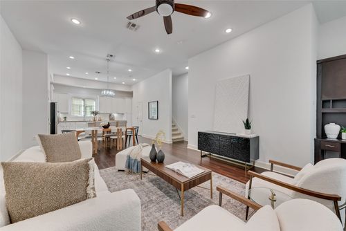 unit-52-3210 Carlisle St, Dallas, TX, 75204-1357 | Card Image
