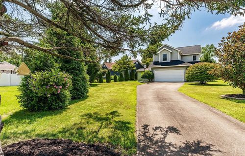 3013 Evergreen Ln, Morgantown, WV, 26505-8037 | Card Image