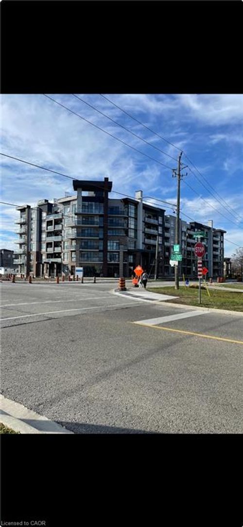309-600 N Service Rd, Hamilton, ON, L8E5A7 | Card Image