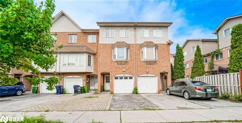 99 Sufi Cres, North York, ON, M4A2X2 | Card Image