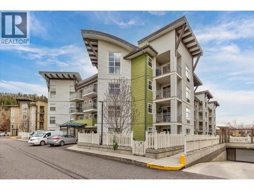 215-539 Yates Rd, Kelowna, BC, V1V2T8 | Card Image