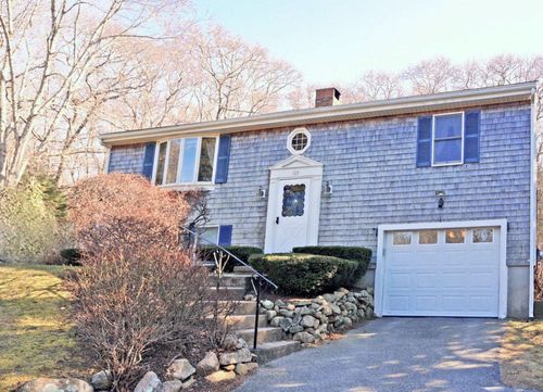103 Moco Rd, West Barnstable, MA, 02668-1518 | Card Image
