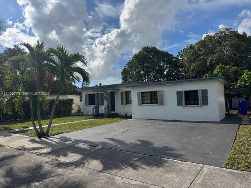 5260 Sw 2nd St, Coral Gables, FL, 33134-1106 | Card Image
