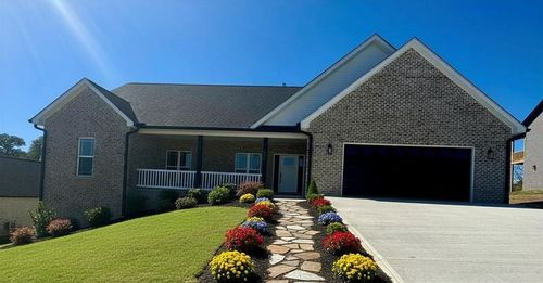 679 Blue Water Dr, Cookeville, TN, 38506-0690 | Card Image
