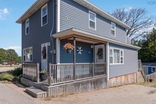106 Queen St, Digby, NS, B0V1A0 | Card Image