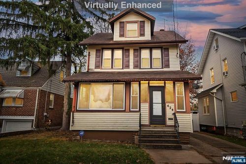 424 E 4th Ave, Roselle, NJ, 07203-1429 | Card Image