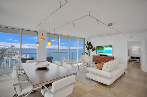 apt-3208-6365 Collins Ave, Miami Beach, FL, 33141-9614 | Card Image