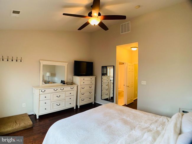 42627 Homefront Ter, Townhouse with 3 bedrooms, 4 bathrooms and null parking in SOUTH RIDING VA | Image 25