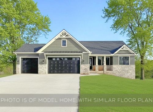 11509 New Trails Dr, Osceola, IN, 46561-1311 | Card Image