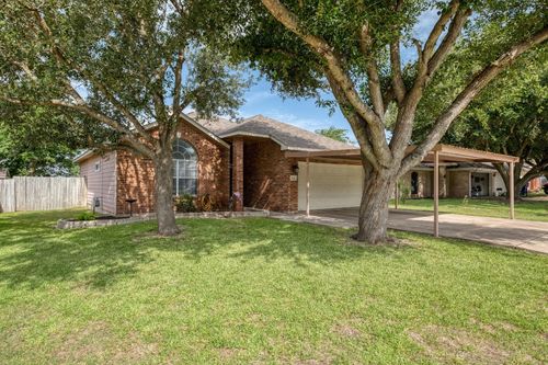 304 Lydia Ln, Thrall, TX, 76578-1721 | Card Image