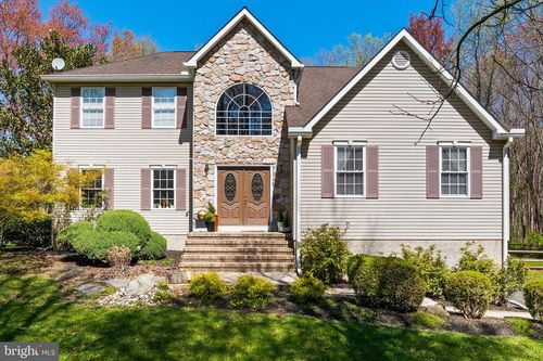 23 Holly Dr, COLUMBUS, NJ, 08022-1603 | Card Image