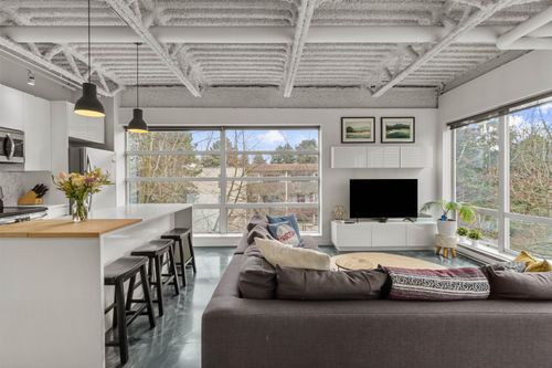 431-350 E 2nd Ave, Vancouver, BC, V5T4R8 | Card Image