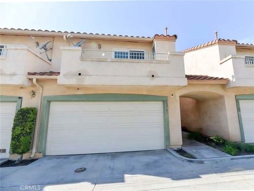 8317 Alameda St, Downey, CA, 90242 | Card Image