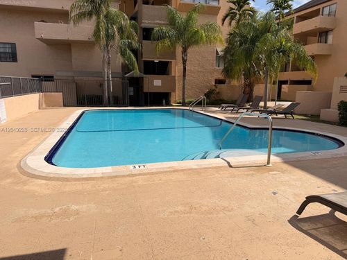 d305-10801 Sw 109th Ct, Miami, FL, 33176-3322 | Card Image