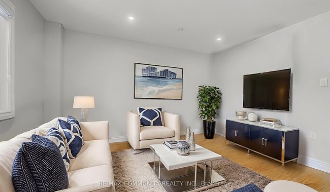 65 Creditstone Rd, House other with 5 bedrooms, 4 bathrooms and 5 parking in Brampton ON | Image 4
