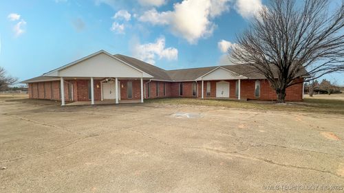 907 N Oklahoma St, Tryon, OK, 74875-7798 | Card Image