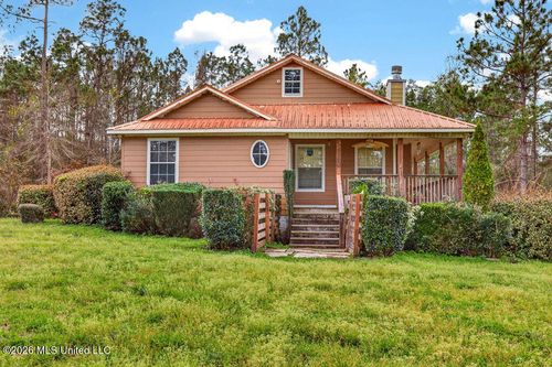 17105 Spring Lake Dr W, Vancleave, MS, 39565-8198 | Card Image