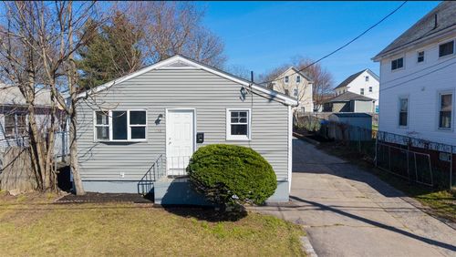 138 Glenbridge Ave, Providence, RI, 02909-5153 | Card Image