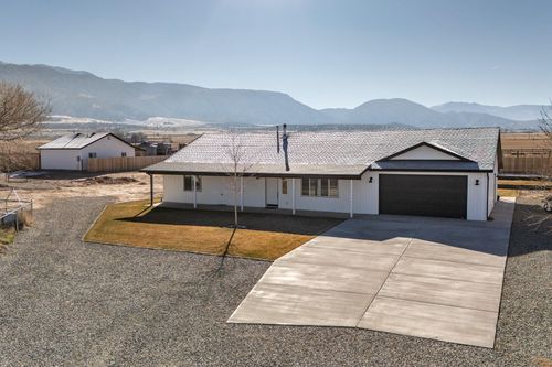 4236 N Maple Cir, Enoch, UT, 84721-9420 | Card Image