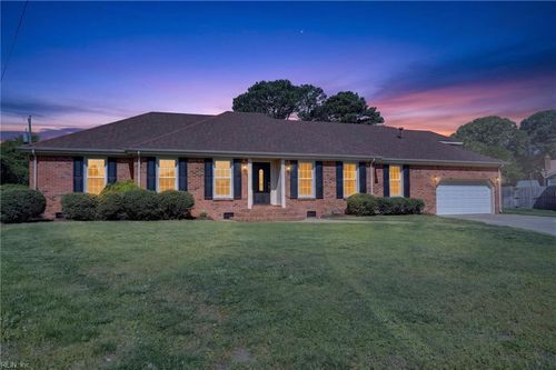 659 Fox Grove Court W, Virginia Beach, VA, 23464 | Card Image