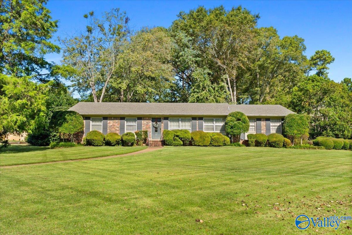 Dellwood Rd, Huntsville, AL 35802