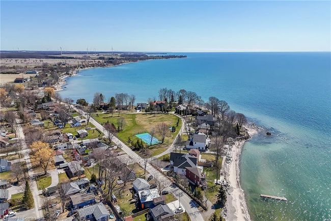 271 Blue Water Pky, House other with 2 bedrooms, 1 bathrooms and 2 parking in Selkirk ON | Image 49